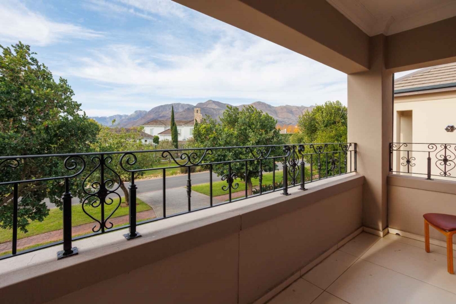 5 Bedroom Property for Sale in Val De Vie Estate Western Cape